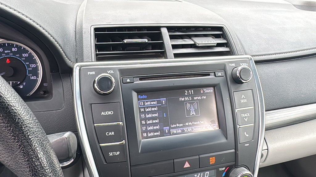 Used 2016 Toyota Camry LE FWD image 20