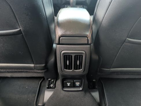 Used 2021 Jeep Compass Limited w/ Sun and Sound Group AWD/4WD image 30