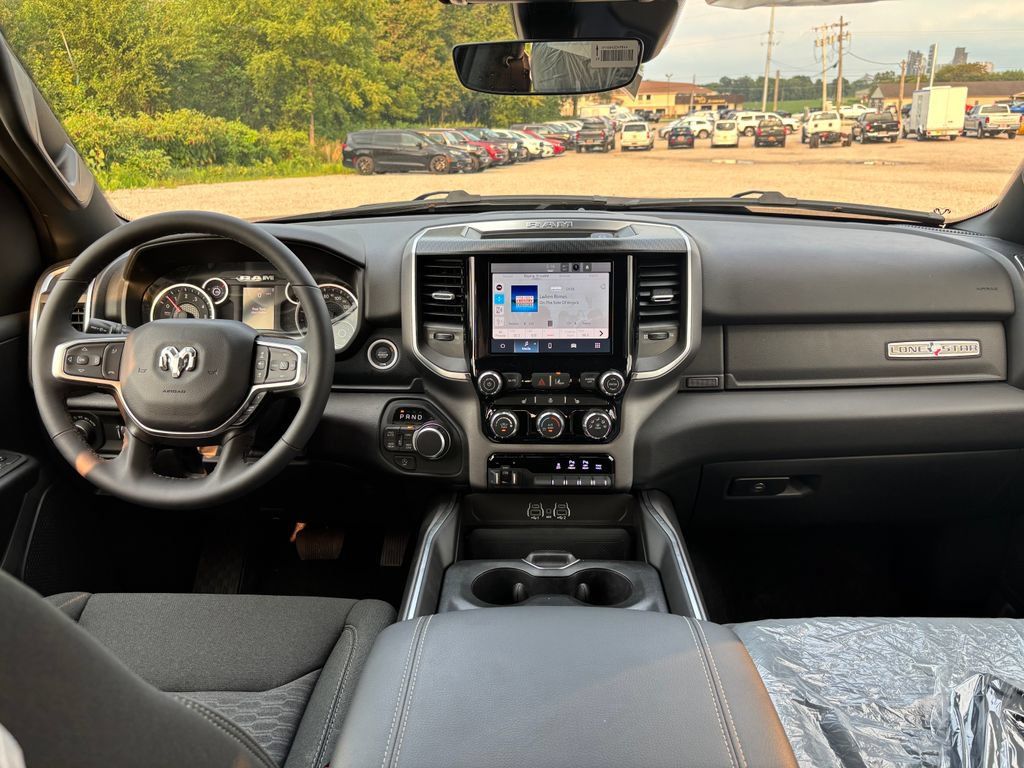 Used 2026 RAM 1500 Lone Star AWD/4WD image 15