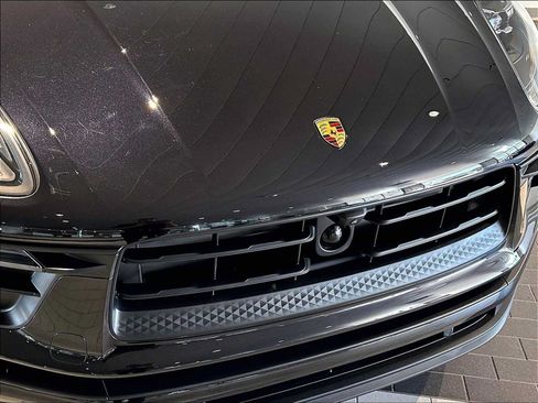 Used 2026 Porsche Macan AWD/4WD image 32