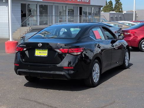 Certified 2025 Nissan Sentra S image 8