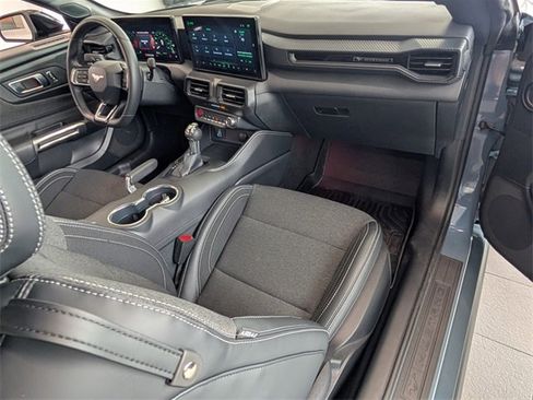 Used 2025 Ford Mustang GT w/ GT Performance Package image 13