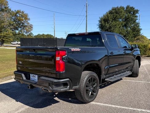 Used 2021 Chevrolet Silverado 1500 LT Trail Boss w/ LPO, Dark Essentials Package image 4