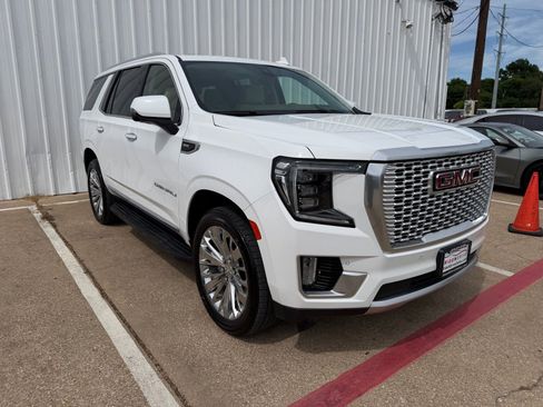 Used 2021 GMC Yukon Denali AWD/4WD image 9
