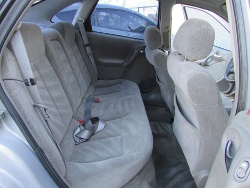 Used 2000 Saturn L-Series LS2 image 26