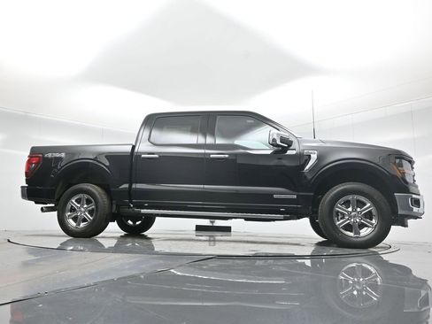 New 2025 Ford F150 XLT w/ Equipment Group 302A MID image 3