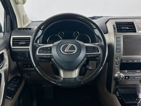 Used 2020 Lexus GX 460 Premium image 18