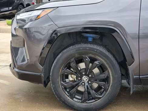 Used 2023 Toyota RAV4 XSE AWD/4WD image 14