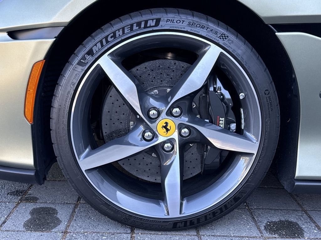 Certified 2023 Ferrari Portofino M RWD image 10