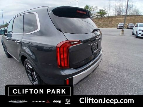 Used 2024 Kia Telluride S AWD/4WD image 8