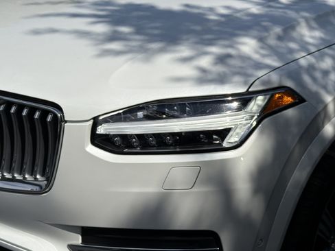Certified 2023 Volvo XC90 B6 Ultimate w/ Lounge Package AWD/4WD image 6