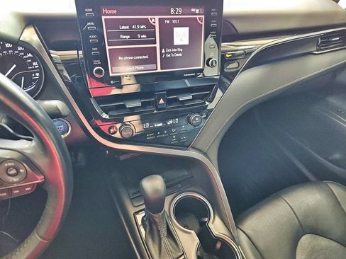 Used 2021 Toyota Camry XSE w/ Cold Weather Package FWD image 14