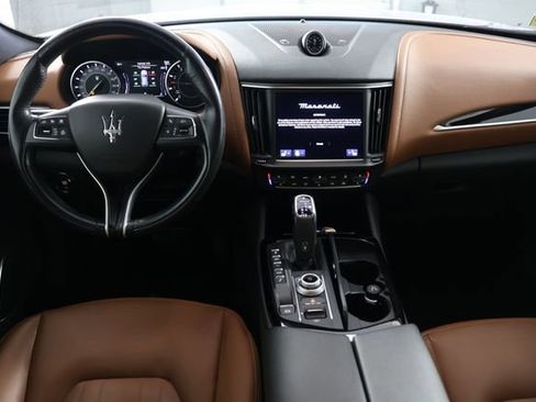 Used 2022 Maserati Levante GT image 2