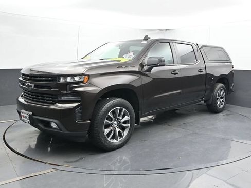 Used 2020 Chevrolet Silverado 1500 RST w/ RST Value Package AWD/4WD image 6