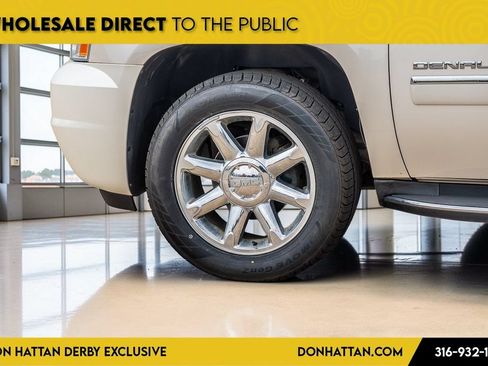 Used 2013 GMC Yukon Denali AWD/4WD image 35
