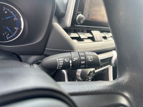 Used 2025 Toyota RAV4 XLE image 23