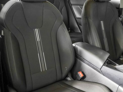 Used 2021 Hyundai Elantra SEL FWD image 44