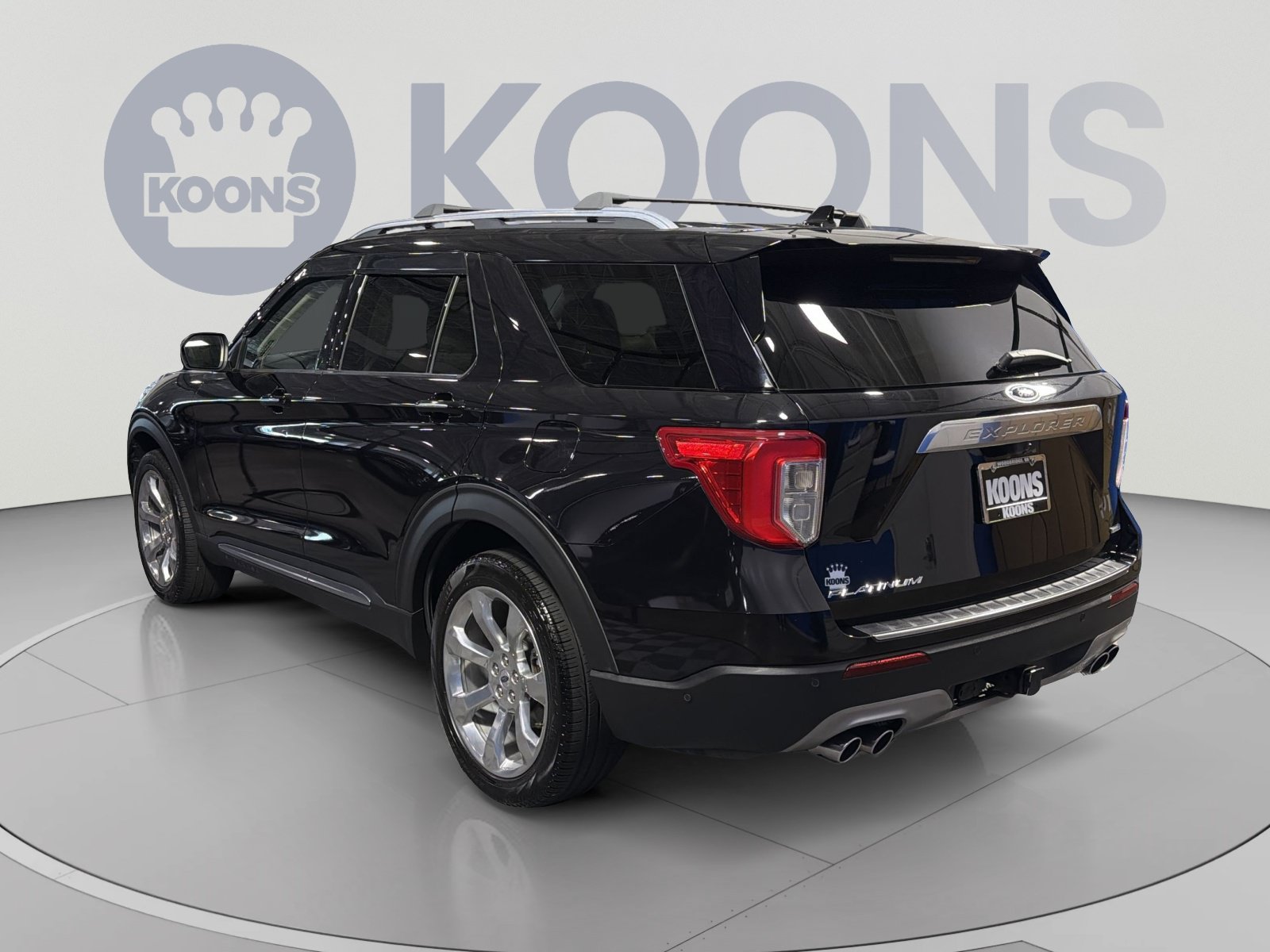 Used 2020 Ford Explorer Platinum w/ Premium Technology Package AWD/4WD image 4