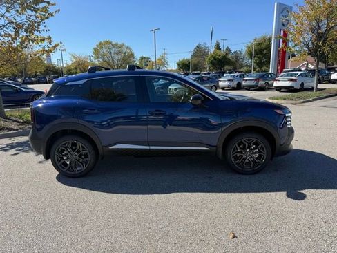 New 2026 Nissan Kicks SR w/ SR Premium Package image 5