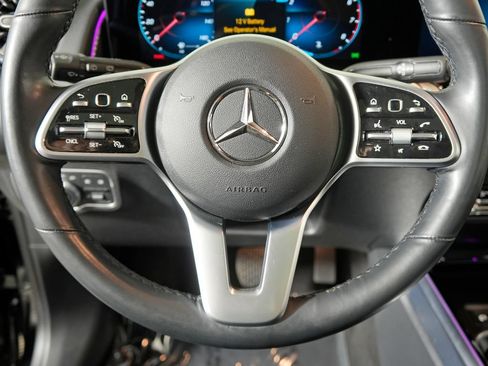 Certified 2022 Mercedes-Benz GLB 250 4MATIC image 21
