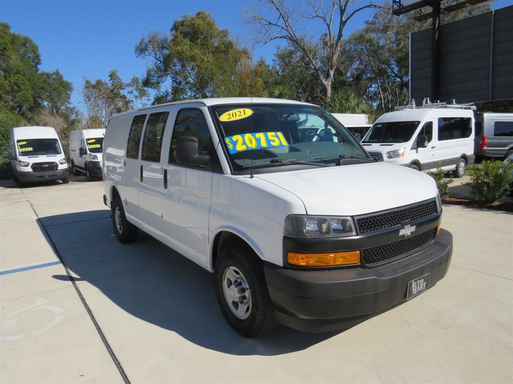 Used 2021 Chevrolet Express 2500 w/ Driver Convenience Package RWD image 1