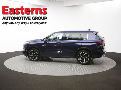 Used 2023 Mitsubishi Outlander SEL image 61