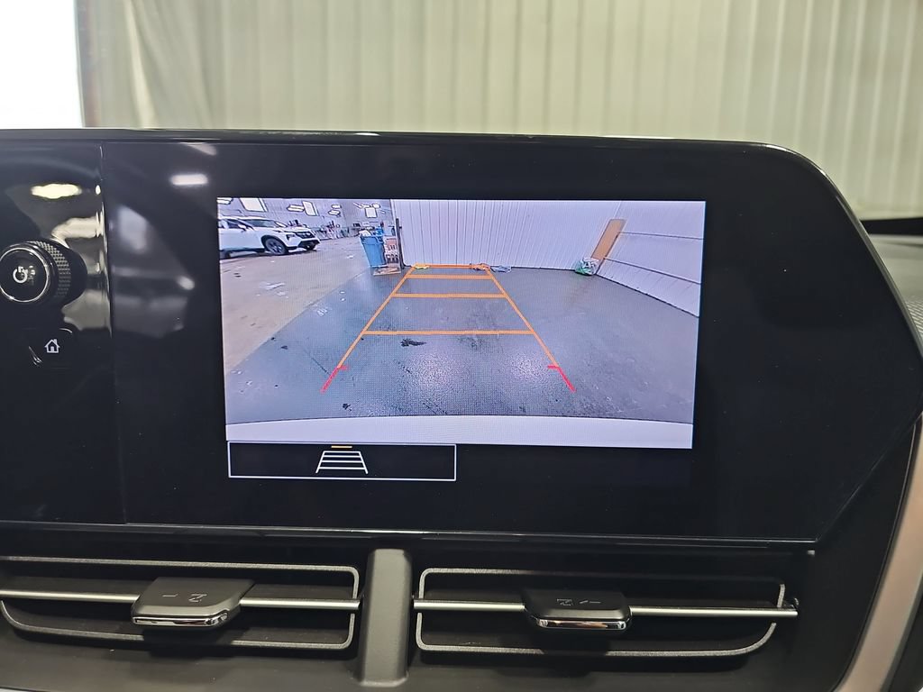 Used 2024 Chevrolet Trax LS FWD image 24
