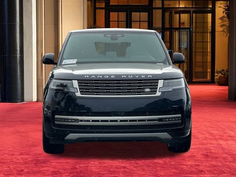 New 2025 Land Rover Range Rover SE image 7