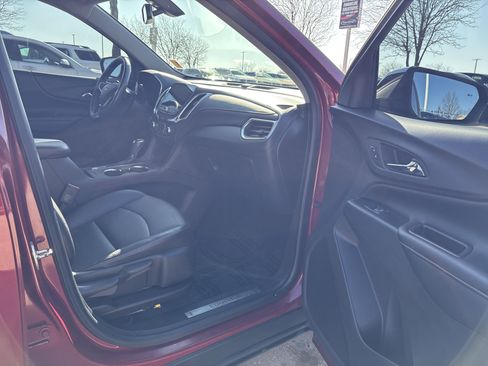 Used 2019 Chevrolet Equinox Premier image 14