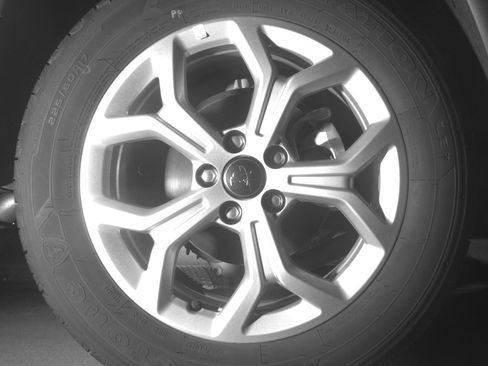 Used 2025 Jeep Compass Latitude image 15