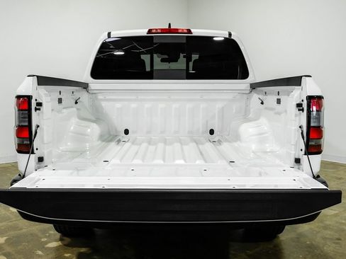 Used 2025 Nissan Frontier S image 45