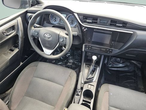 Used 2019 Toyota Corolla LE FWD image 26