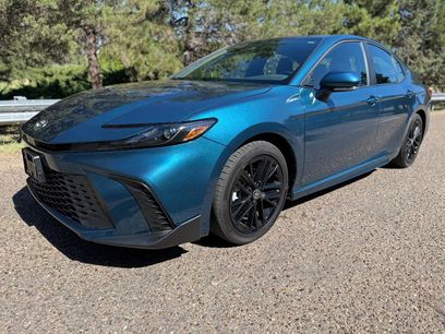 Used 2025 Toyota Camry SE