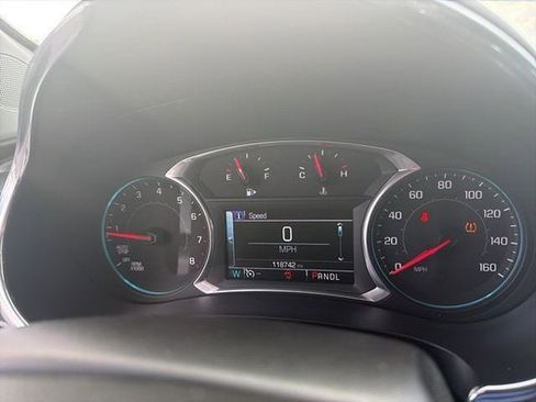 Used 2017 Chevrolet Malibu LT w/ Leather Package image 10