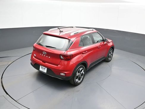 Certified 2023 Hyundai Venue Limited FWD image 37