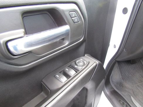 Used 2024 GMC Sierra 1500 Pro w/ Graphite Edition image 23