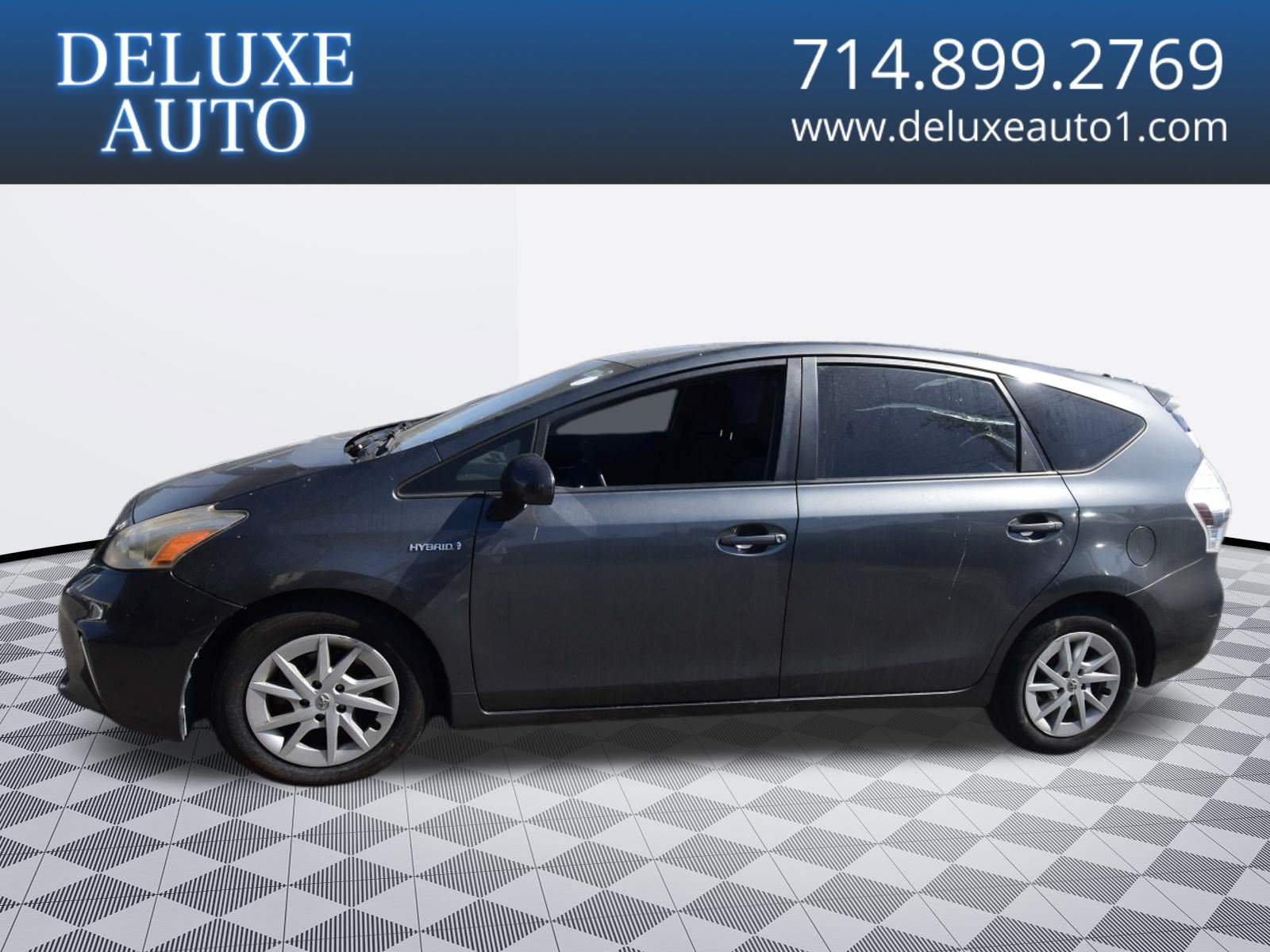 Used 2012 Toyota Prius V Three FWD image 1