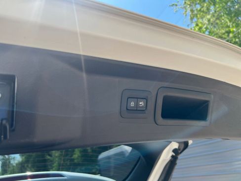 Used 2025 MAZDA CX-50 2.5 Hybrid w/ Premium Plus Pkg image 21