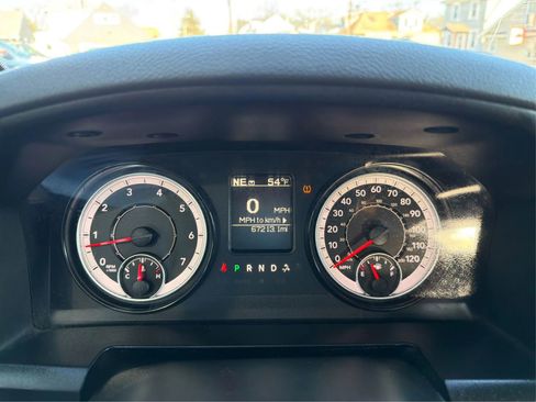 Used 2019 RAM 1500 Express w/ Express Value Package image 16