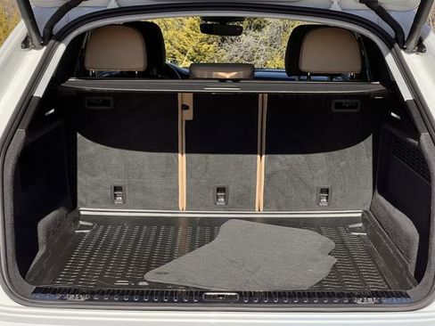 Used 2021 Audi Q8 Prestige w/ Prestige Package image 31