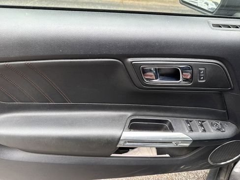Used 2015 Ford Mustang Premium RWD image 16