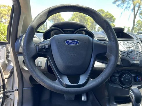 Used 2017 Ford Fiesta S image 11
