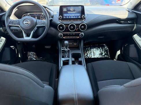 Certified 2025 Nissan Sentra SV image 16