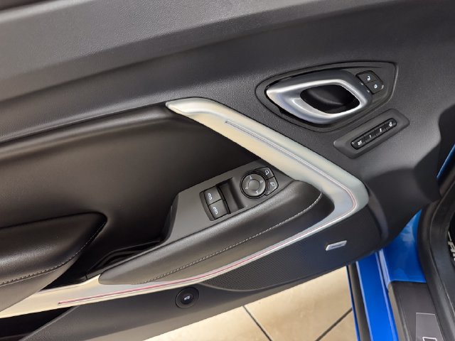 Used 2024 Chevrolet Camaro SS RWD image 7
