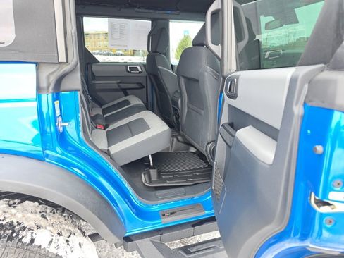 Used 2022 Ford Bronco Big Bend image 8