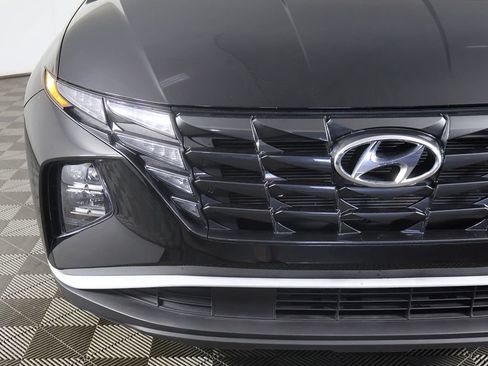 Used 2023 Hyundai Tucson SE FWD image 12