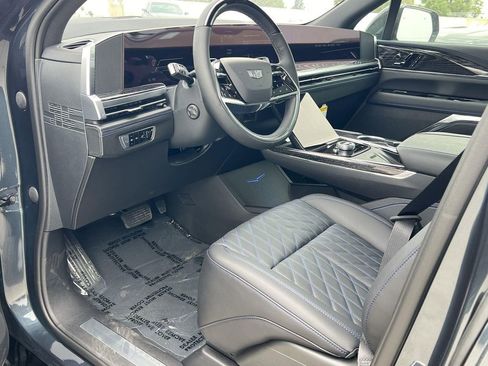 New 2026 Cadillac Escalade IQ Sport 1 AWD/4WD image 9