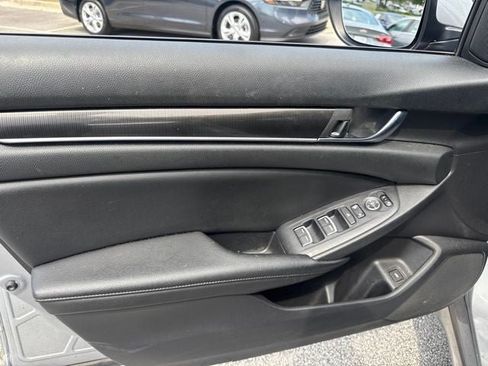 Used 2020 Honda Accord Sport image 14