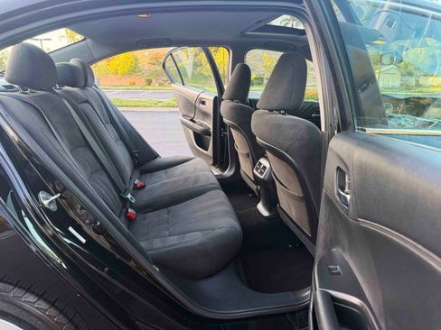 Used 2014 Honda Accord EX image 33
