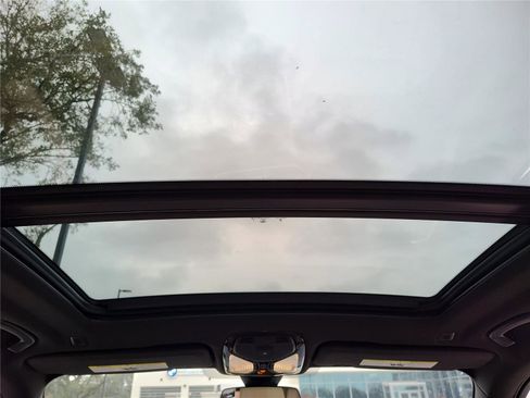 Certified 2022 BMW X5 sDrive40i w/ Premium Package image 23